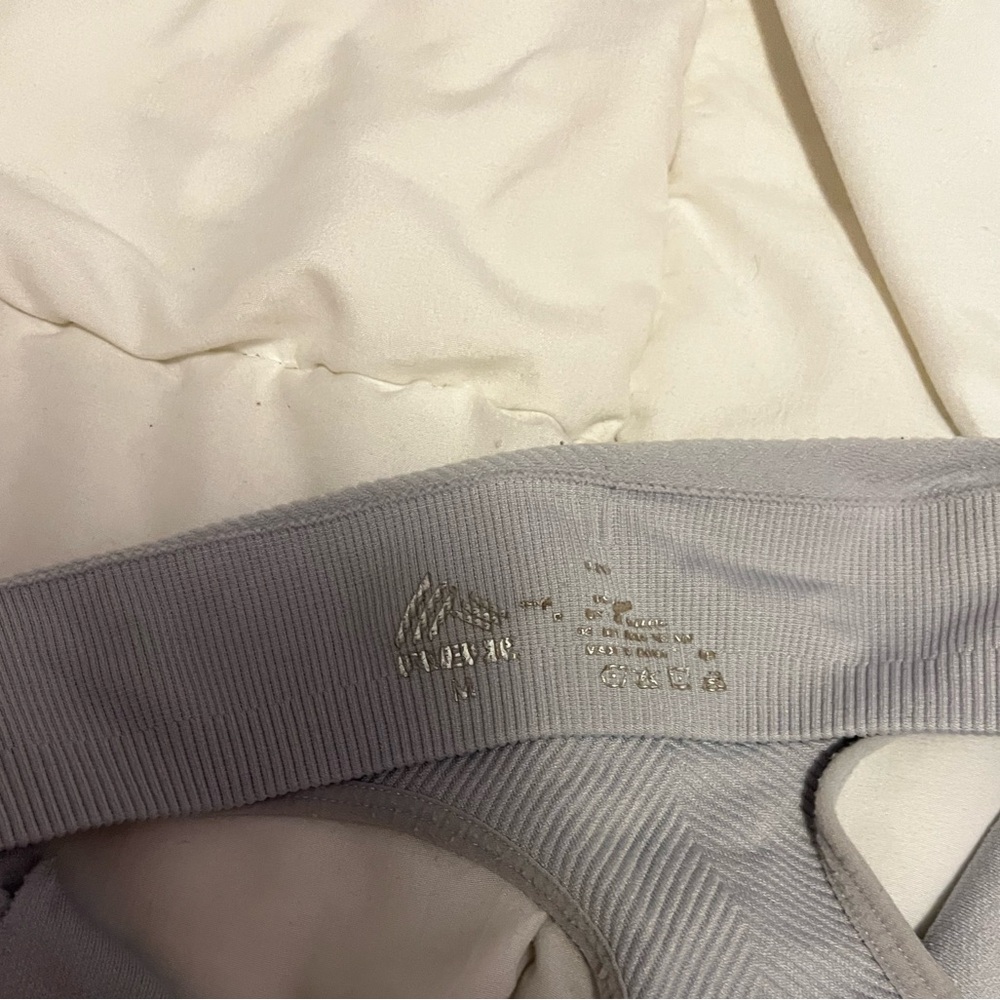 Gray Ribbed Sports Bra - Picture 3 of 3